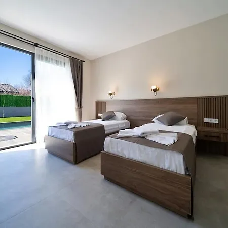 Villa Alicia *